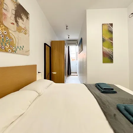 Torre De Gracia Apartment Barcelona